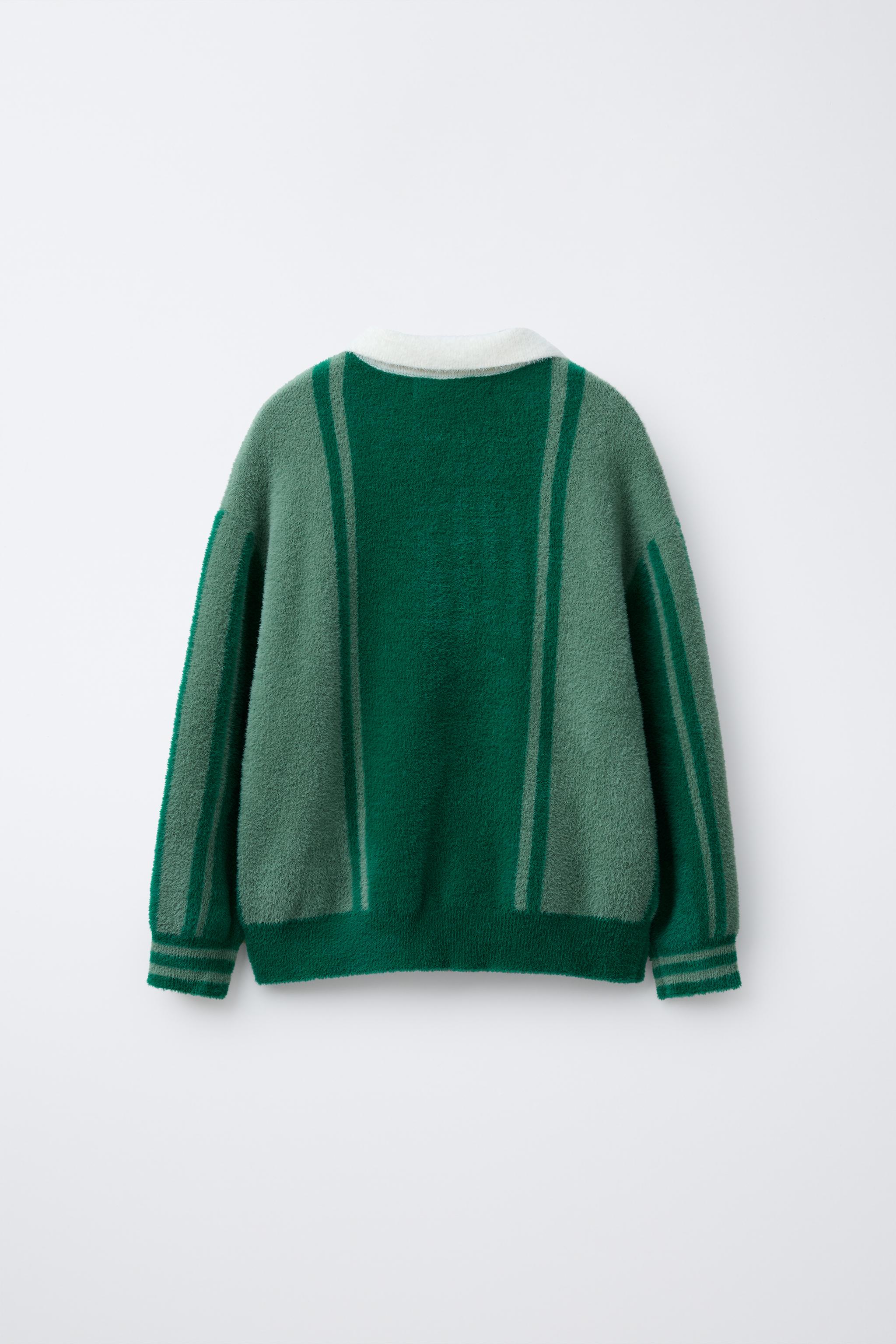 FAUX FUR KNIT POLO SWEATER WITH TEXT